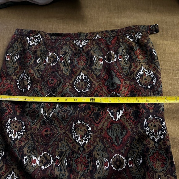 VINTAGE pencil skirt in beautiful fall color ethnic print - Picture 7 of 7